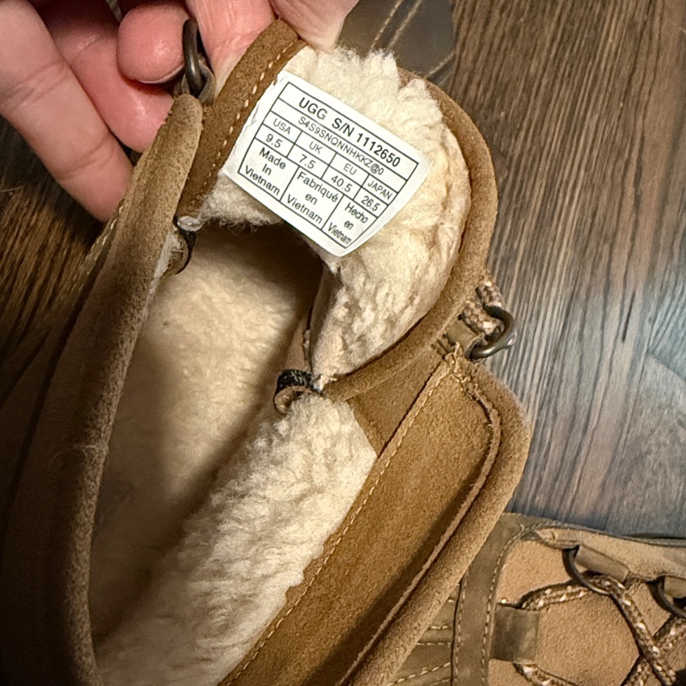 UGG Greda Duck Boots - Picture 2 of 5